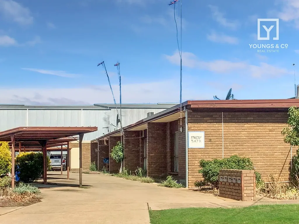 North Two bedroom unit with BIRS to all bedrooms.