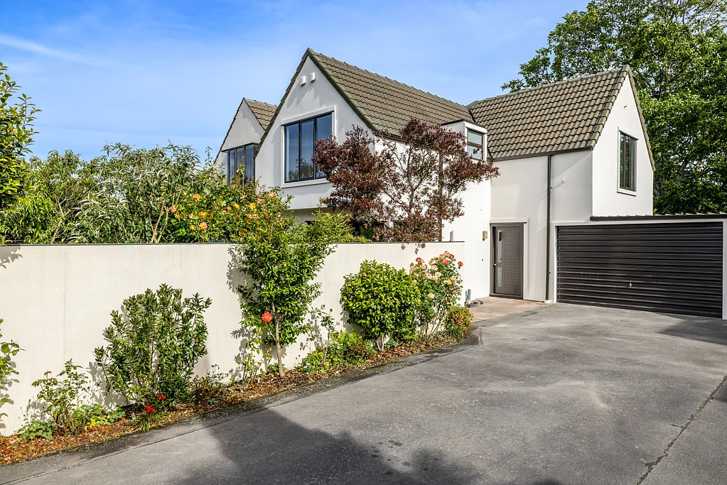 Strowan 3部屋 Renovated Home, Premium Address!