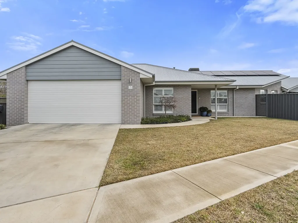 Corowa 3 Bedroom Picturesque three bedroom home