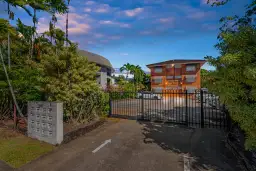 5/267-269 Sheridan Street, Cairns North