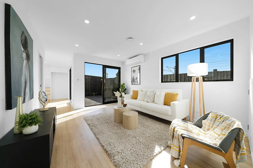 Manurewa 3Zimmer Brand New Standalone Home - Stylish 2 Level Living