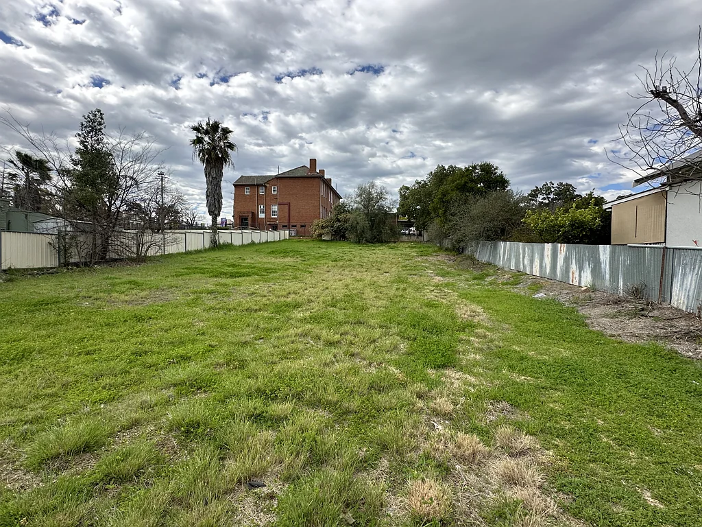 Parkes  VACANT LAND IN PRIME LOCATION WITH MIXED-USE ZONING