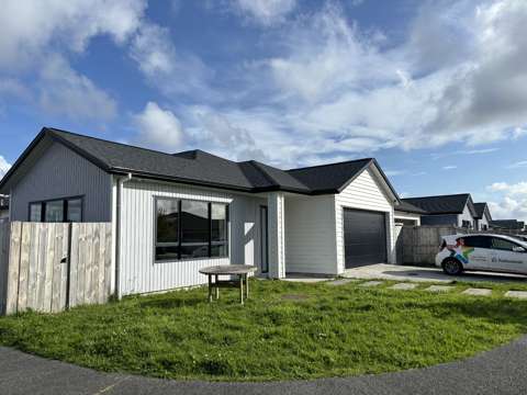 38 Koroheke Road, Takanini 4 bedrooms 2 bathrooms
