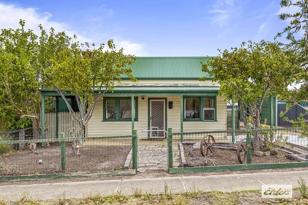 Ararat 3Moenga Charming 1920's Cottage with Modern Comforts - A Smart Investment or Perfect First Home