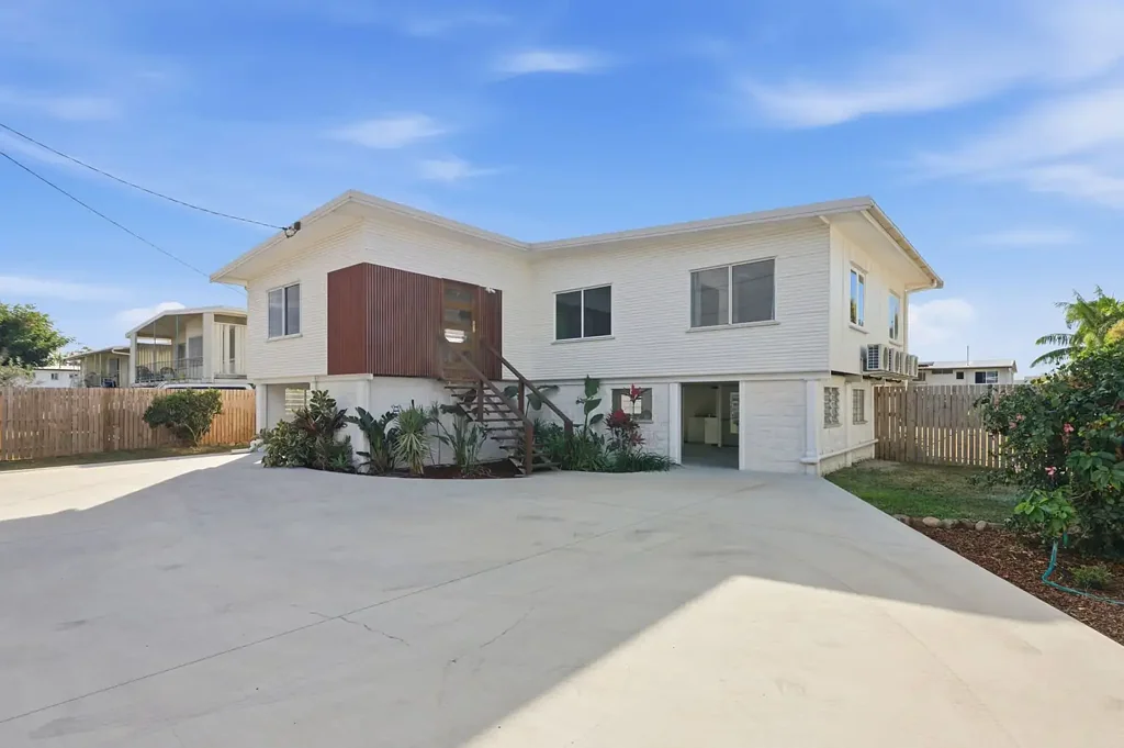 Currajong 4房  Spacious Family Living in Convenient Central Location