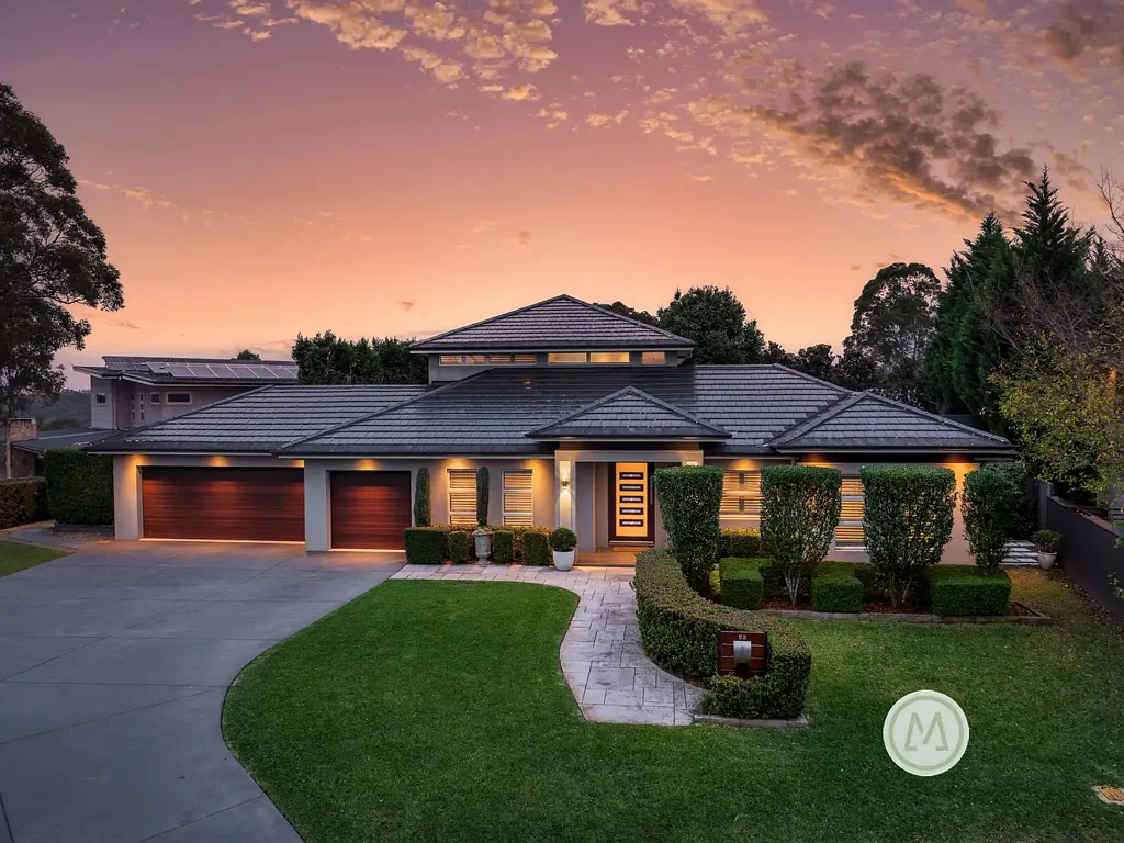 Blaxland 4Habitaciones DESIGNED FOR MODERN FAMILY LIVING & EFFORTLESS ENTERTAINING!