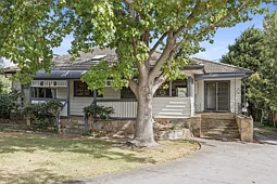 4 Ithaca Road, Frankston South