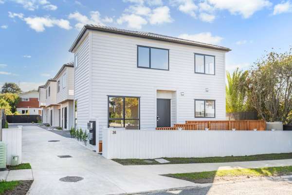 36A Portadown Avenue, Pakuranga Heights, Manukau City, Auckland