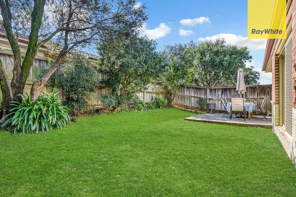 BEAUTIFUL 3 BEDROOM VILLA WITH LARGE COURT YARD