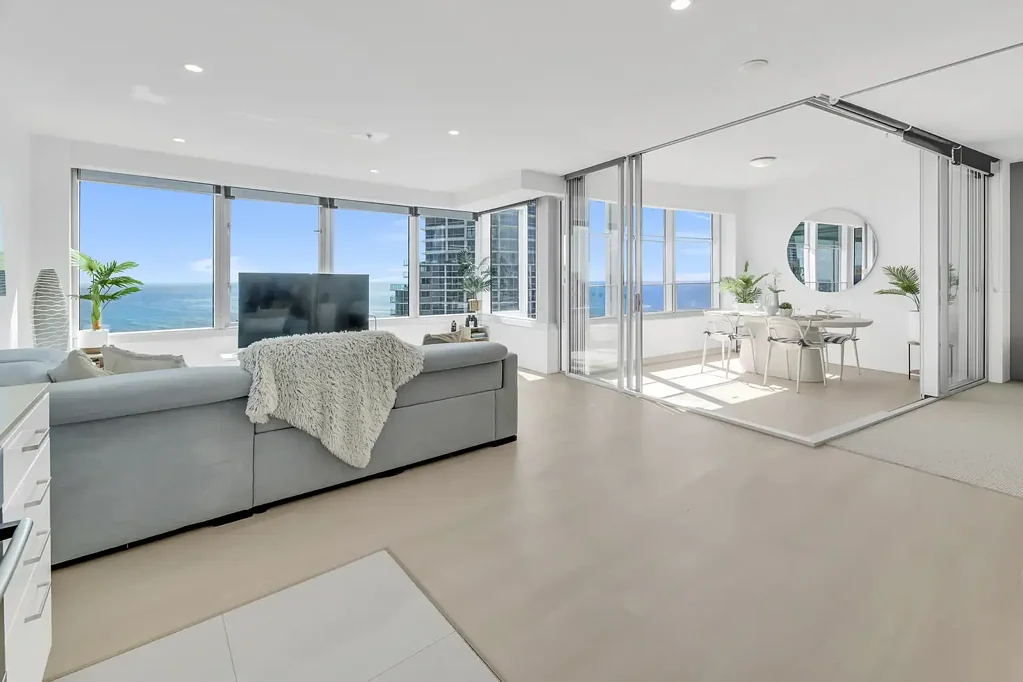 Surfers Paradise 2બેડરૂમ Spectacular 97m² North-East Facing Apartment in the Iconic Q1