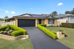 4 Silver Place, Lisarow