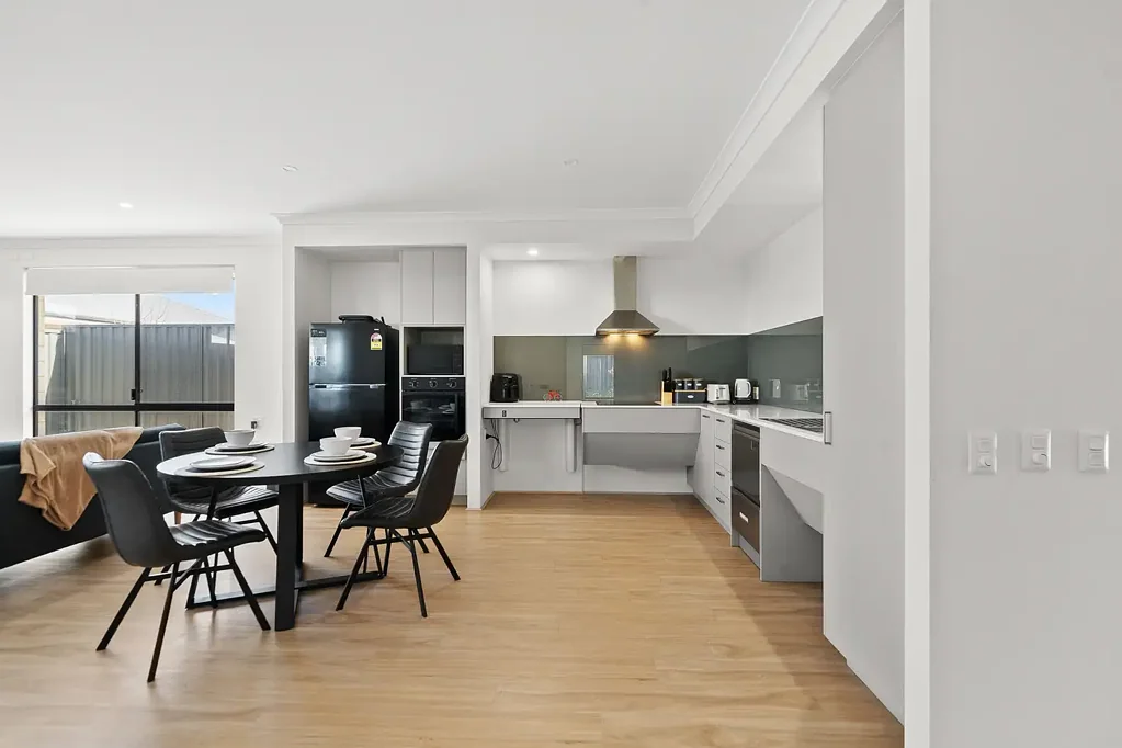 Coodanup 4 Slaapkamer A purpose-designed home with opportunity beyond the ordinary.