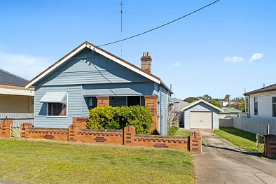 Cessnock 3Kwarto Character-Filled Home, Central Cessnock — Solid Investment or Ready to Make Yours
