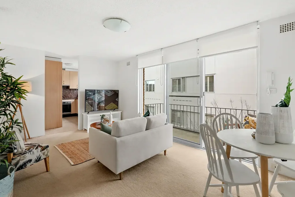 Secure boutique lifestyle, steps to Mosman Village