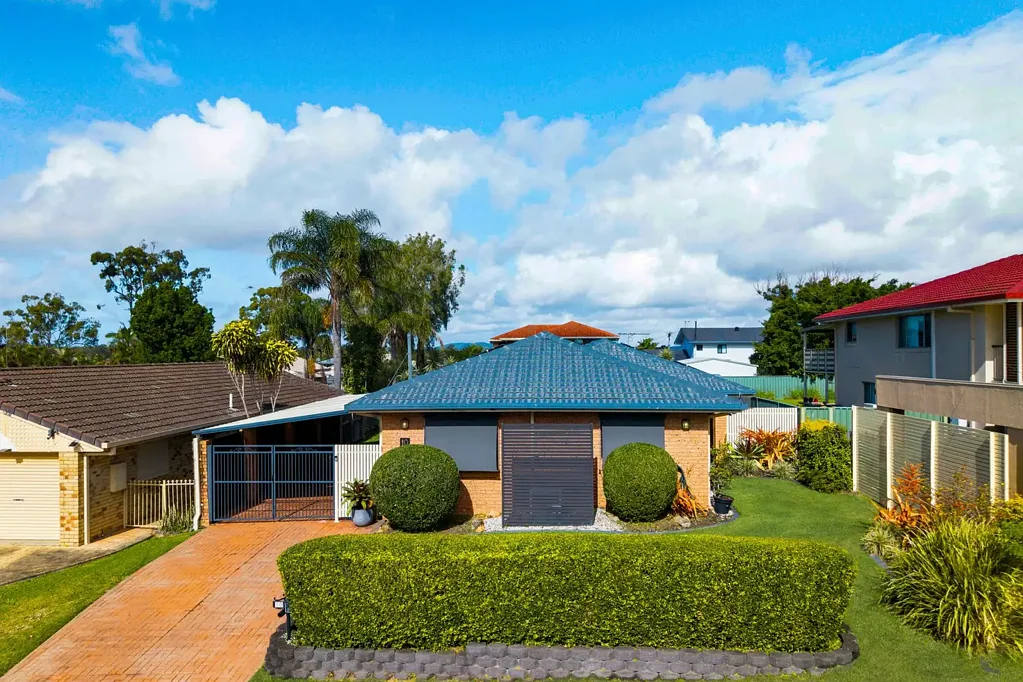 Alexandra Hills 4Zimmer Renovated Family Home in a Prime Alexandra Hills Location