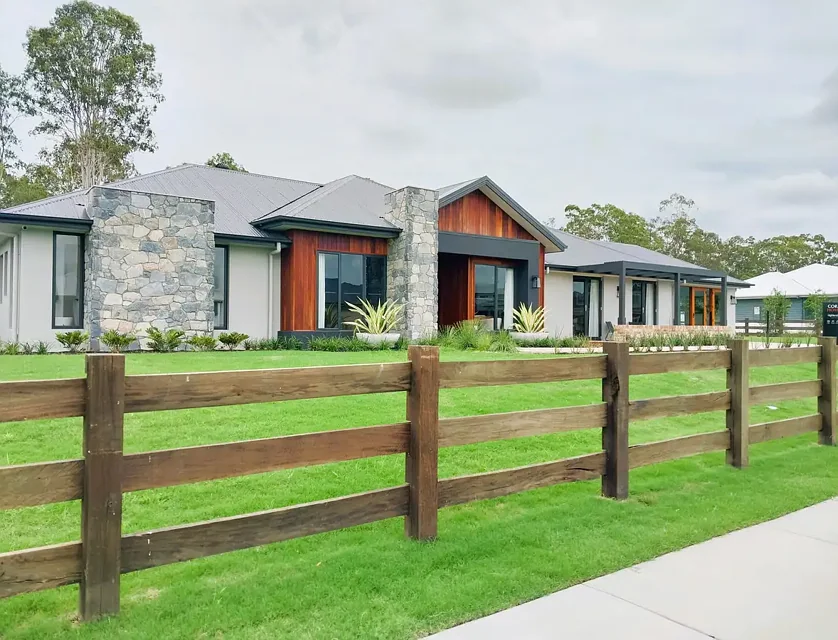 સરનામું રાખવામાં આવ્યું, Karalee, QLD 4306, 4 રૂમ, 2 બાથરૂમ, House