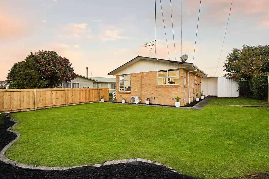 24a Lewis Street, Glenview, Hamilton, Waikato