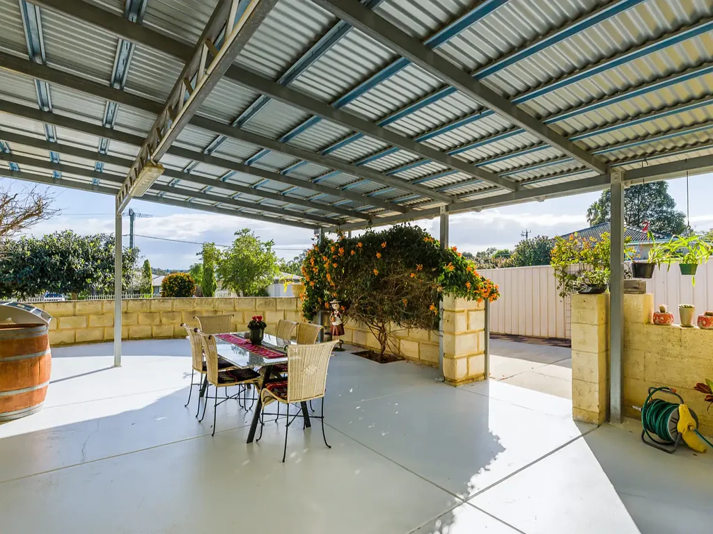 3 Old Mooliabeenee Road, Gingin, WA 6503