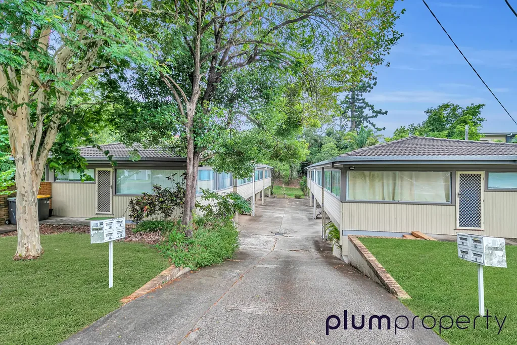 Perfect 1 Bedroom unit with air conditioning and polished floors!