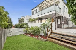 6/26-28 Shackel Avenue, Brookvale