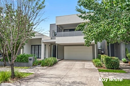 44 Fairwater Boulevard, Blacktown