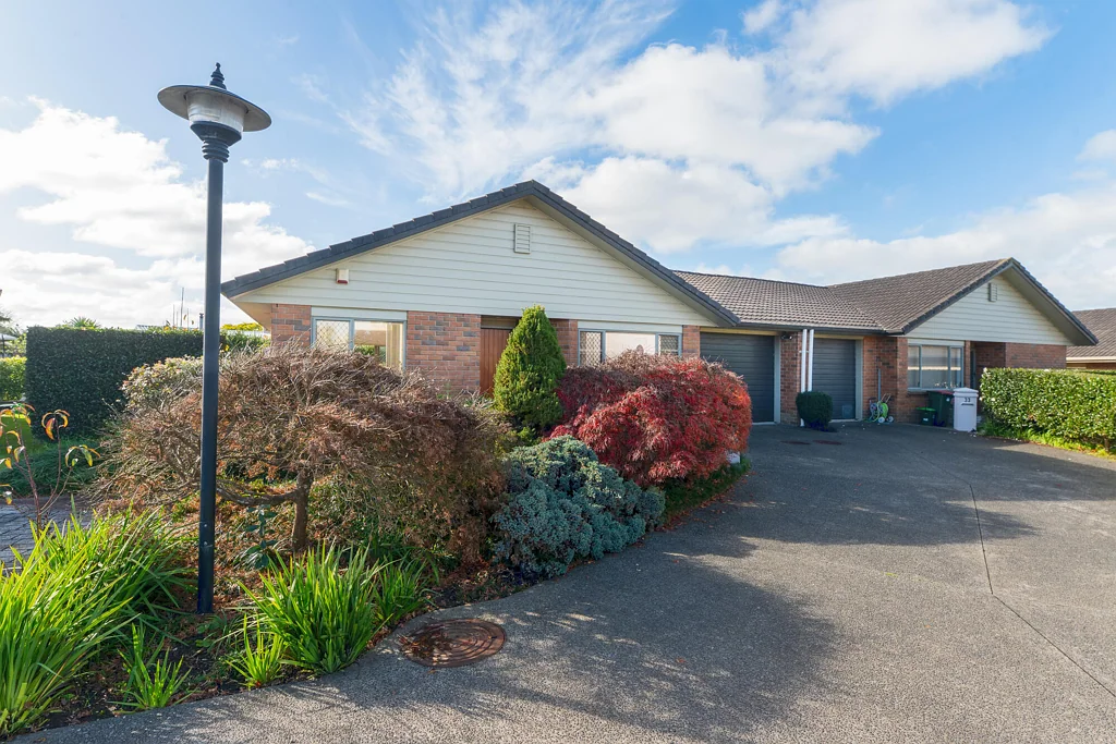 Te Atatu Peninsula 3房  Sunny, Serene and Secure