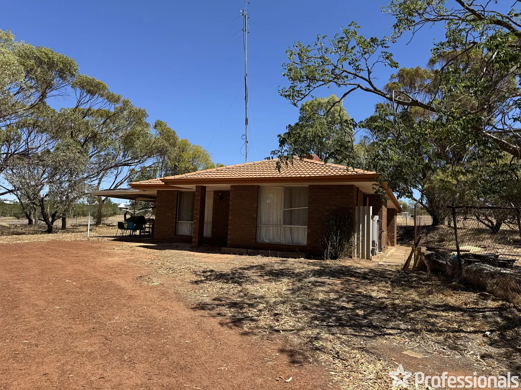 Northam 4 Bedroom Solid Starter on 1.93ha