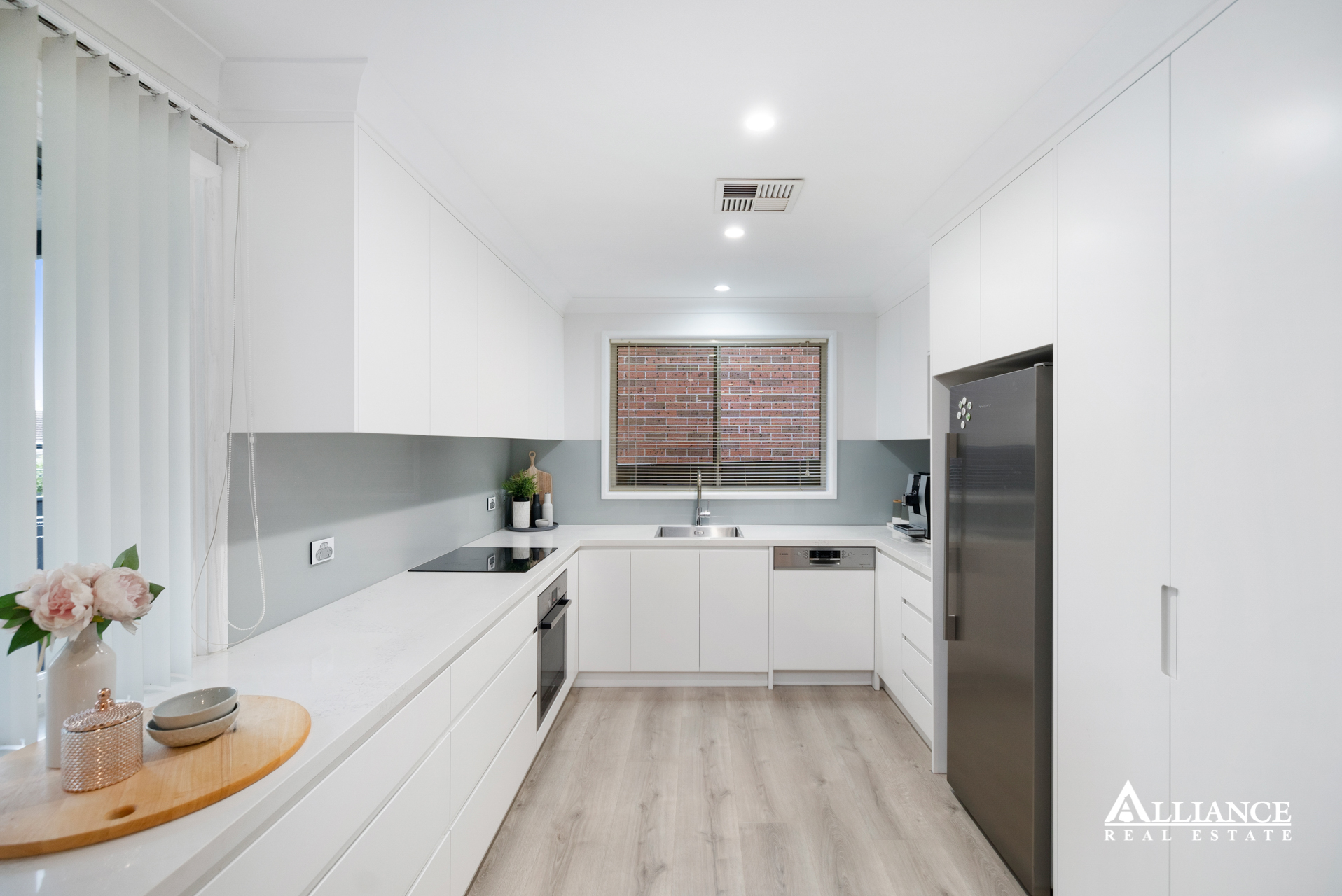 130 KENNEDY ST, PICNIC POINT NSW 2213, 0房, 0浴, House