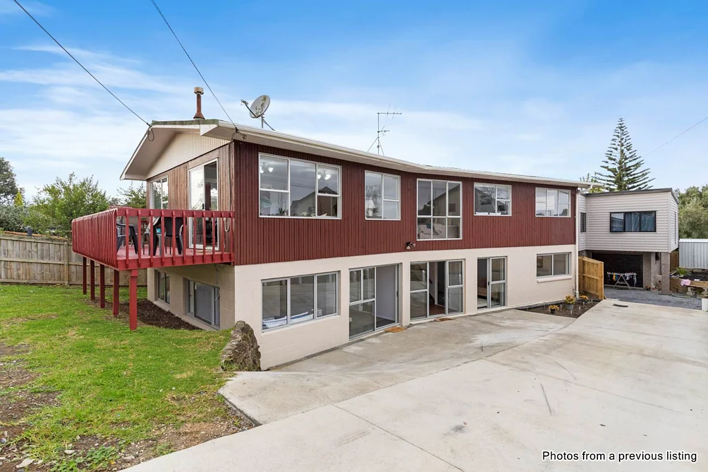 16 Manuka Road, Glenfield, North Shore City, Auckland