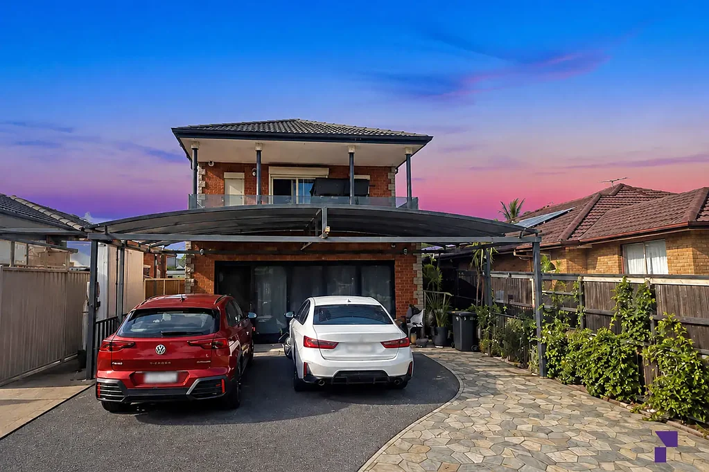 Punchbowl 4房  Beautifully appointed family home opposite St Charbel's church and private school