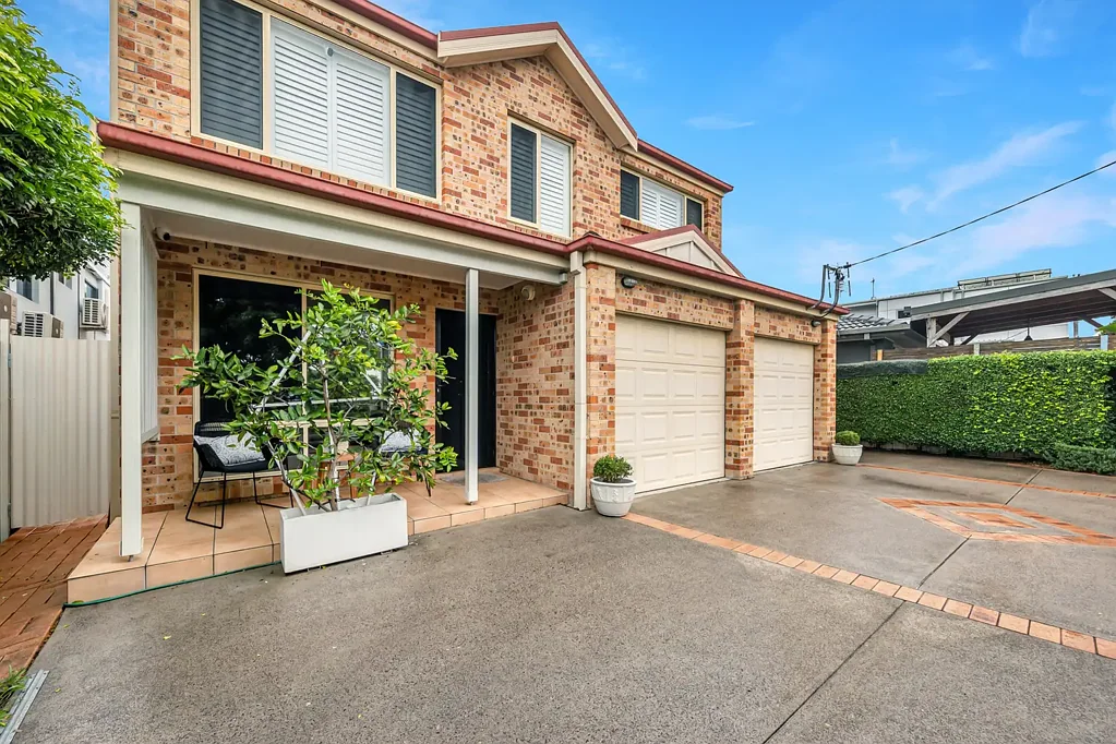 The Junction 4房  Dual Level Family Entertainer with Beach and Café Lifestyle on Tap