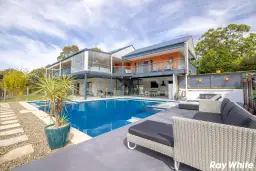 2 HEADLAND DR, Hallidays Point