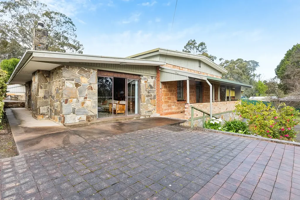 2 Hearne Road, Woodside, SA 5244