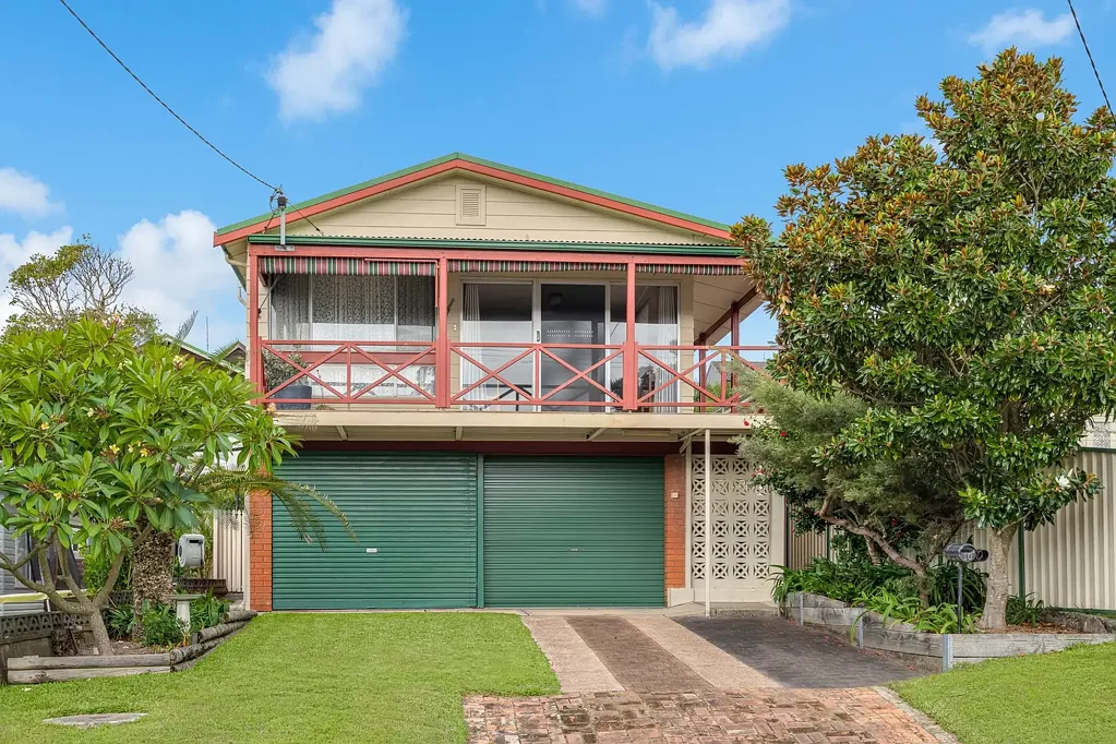 10 Thomas Street, Dudley, NSW 2290