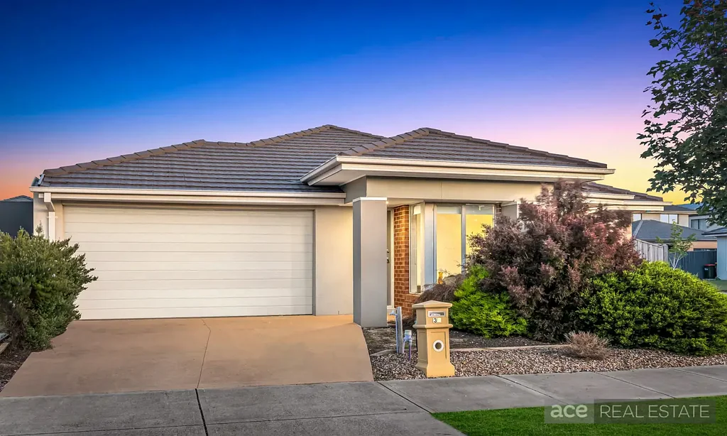 39 Latchford Drive, Mickleham, VIC 3064