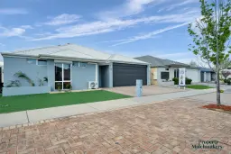 8 Verbana Drive, Aveley