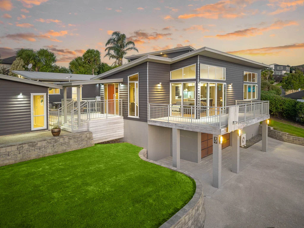 Waimauku 4Phòng ngủ Entertaining Elevated - A Contemporary Family ...