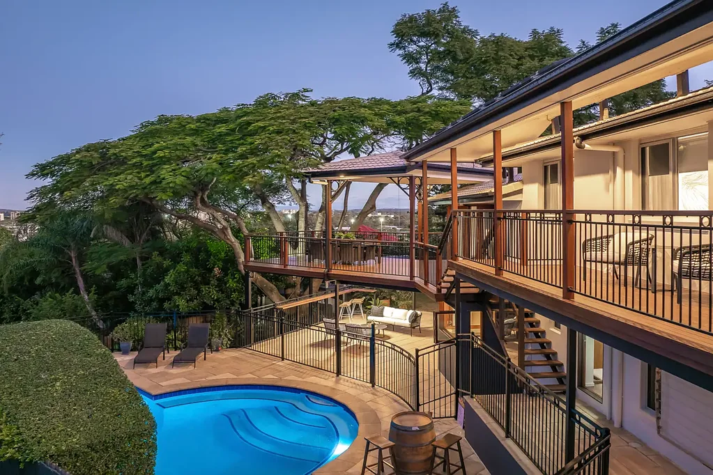 16 Treacher Street, Upper Mount Gravatt, QLD 4122