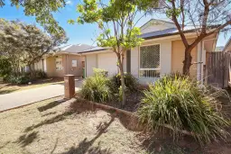 3 Lomandra Avenue, Roma