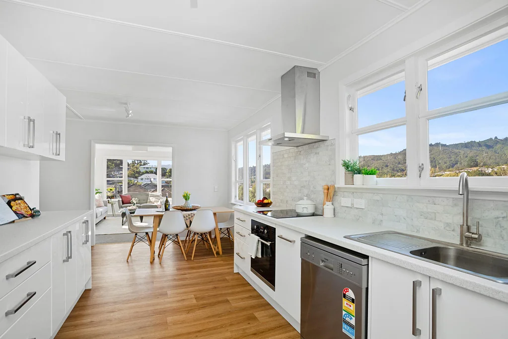 Stokes Valley 4Kwarto Turn the Key to Logie Luxury