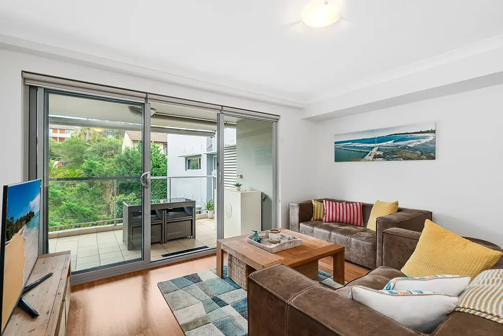 Narrabeen 2कमरा Spacious Coastal Apartment Moments from Narrabeen Beach