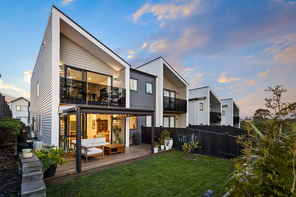 Wainui 4 Bedroom Family Living Made Simple - Reserve Outlook