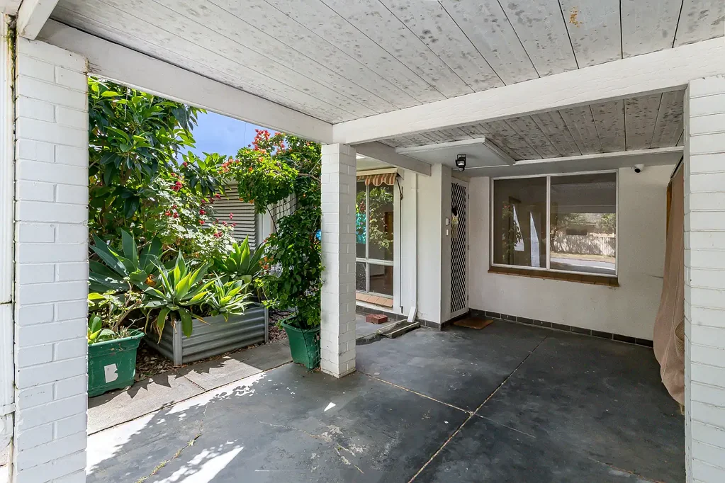 Bassendean 2Zimmer **Discover the Perfect Home in Bassendean!**