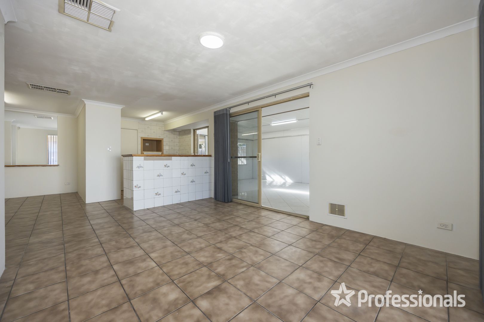 5 YOSEMITE LOOP, BALLAJURA WA 6066, 0 غرف, 0 حمامات, House