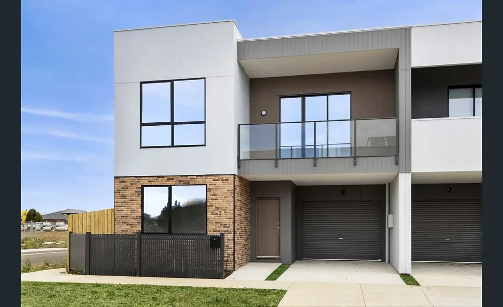 1 Bitola Avenue, Mount Duneed, VIC 3217