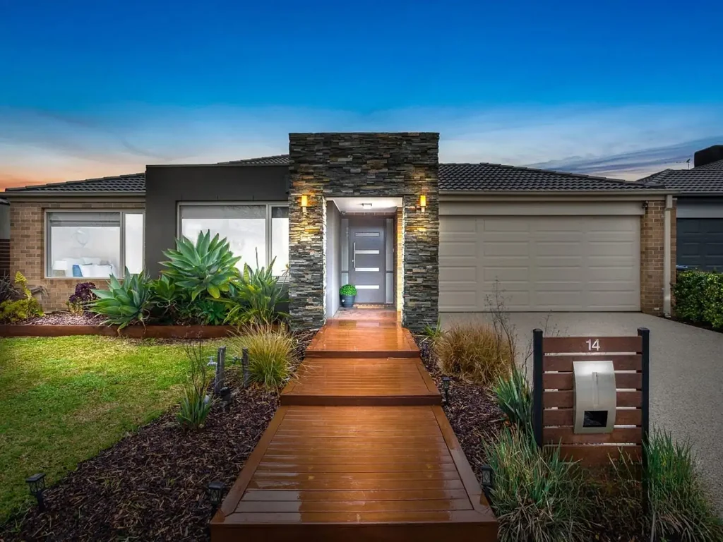 Modern Family Comfort in Prime Wyndham Vale Location