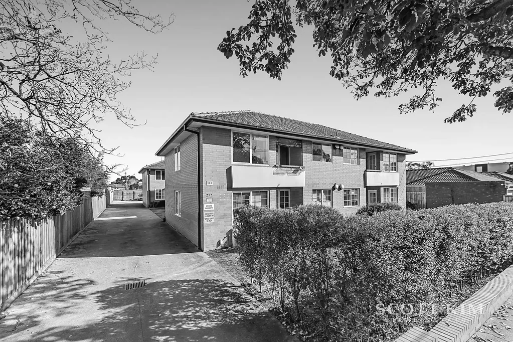 Ormond 2 Slaapkamer Spacious Top-Floor Living in Prime Ormond Location