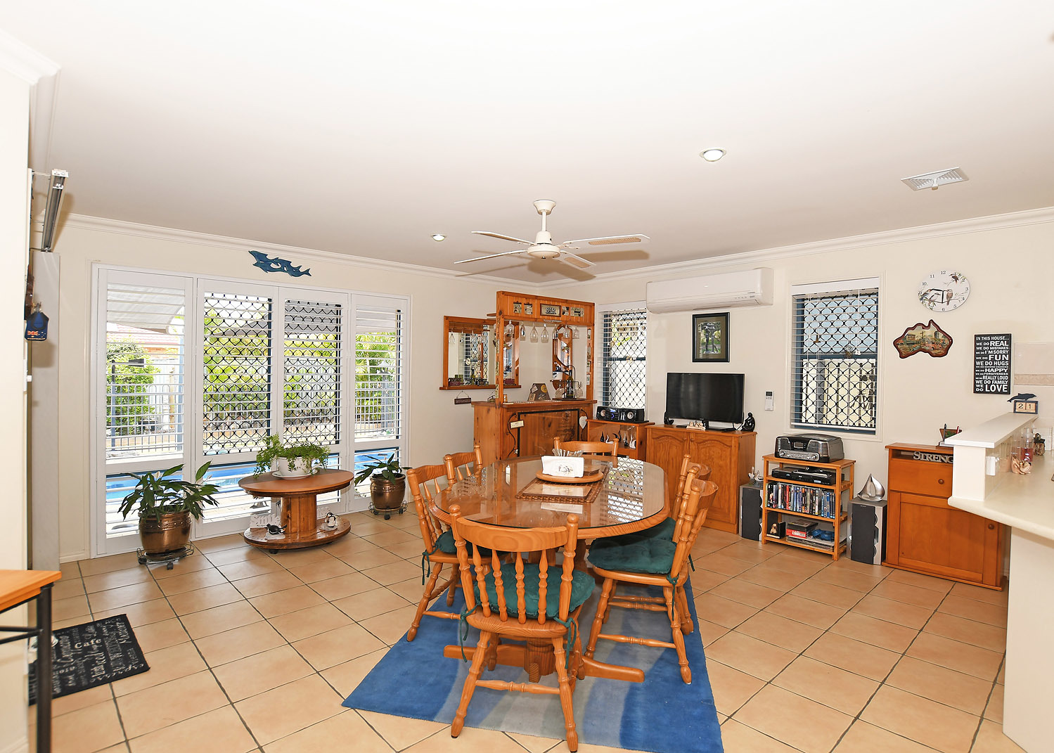 10 GALLERY CT, KAWUNGAN QLD 4655, 0 Kuwarto, 0 Banyo, House