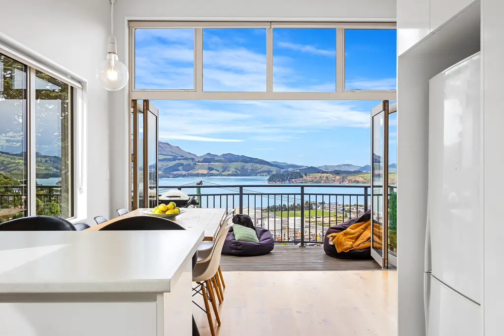 Lyttelton 3ਬੈੱਡਰੂਮ Modern Sanctuary with Panoramic Views