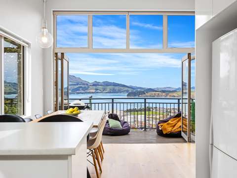 Lyttelton 3房  Modern Sanctuary with Panoramic Views